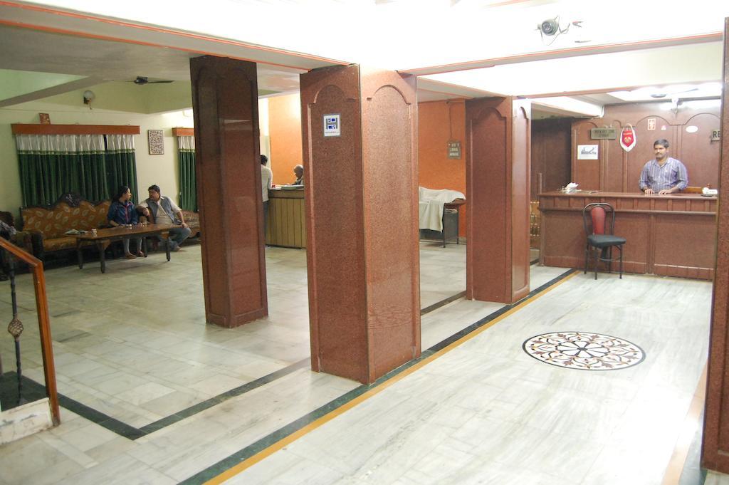Puja Guest House Waranasi Zewnętrze zdjęcie