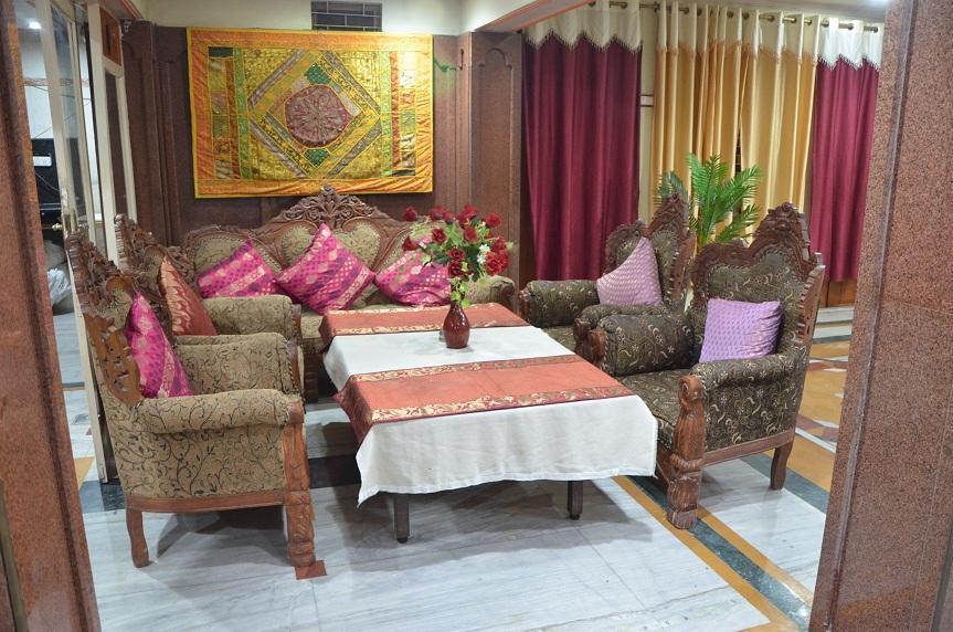 Puja Guest House Waranasi Zewnętrze zdjęcie