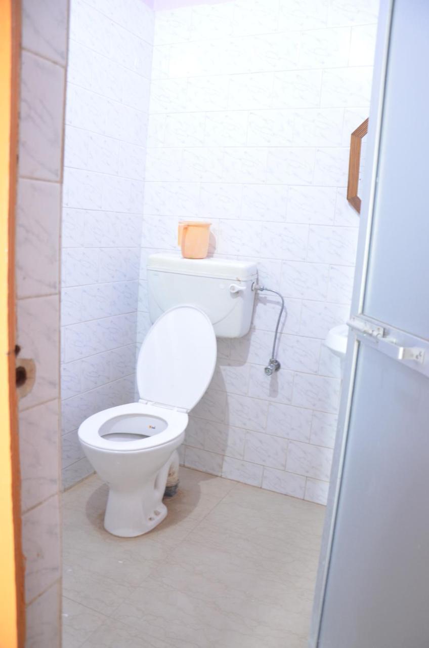 Puja Guest House Waranasi Zewnętrze zdjęcie